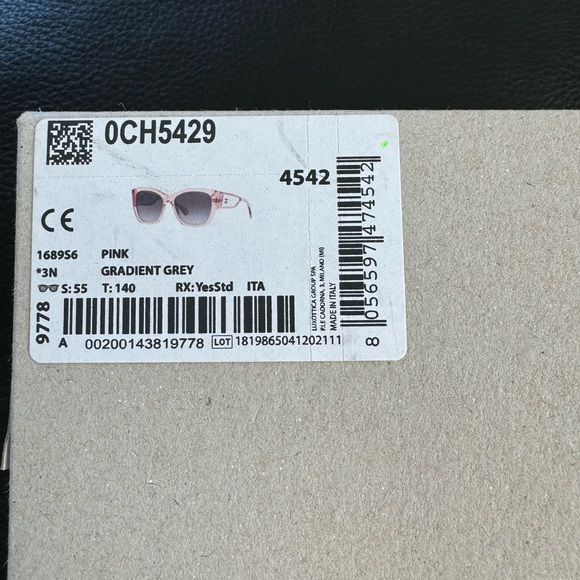 Chanel sunglasses - pink with gradient gray lenses - Picture 2 of 12